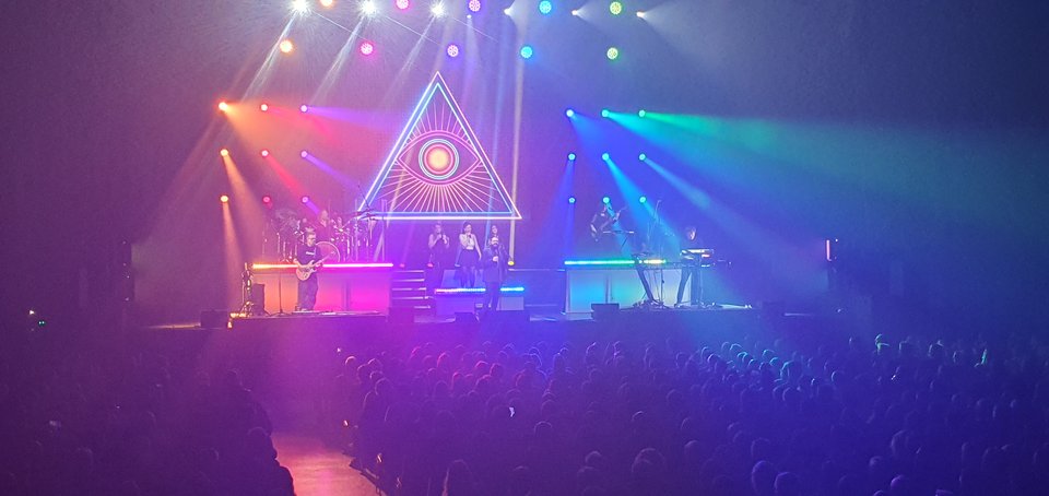 Mit mondanak az Alphaville koncertekről — Koncert vélemények és mire számíts
